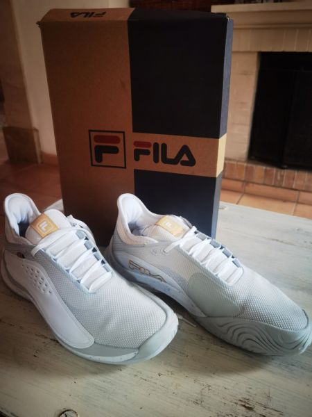 Fila Sportschuh neu originalverpackt