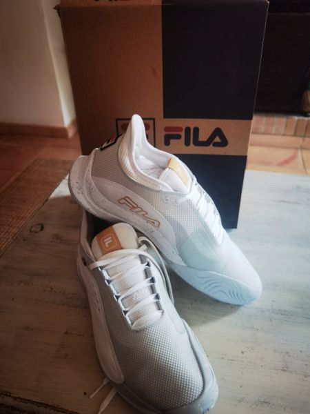 Fila Sportschuh neu originalverpackt
