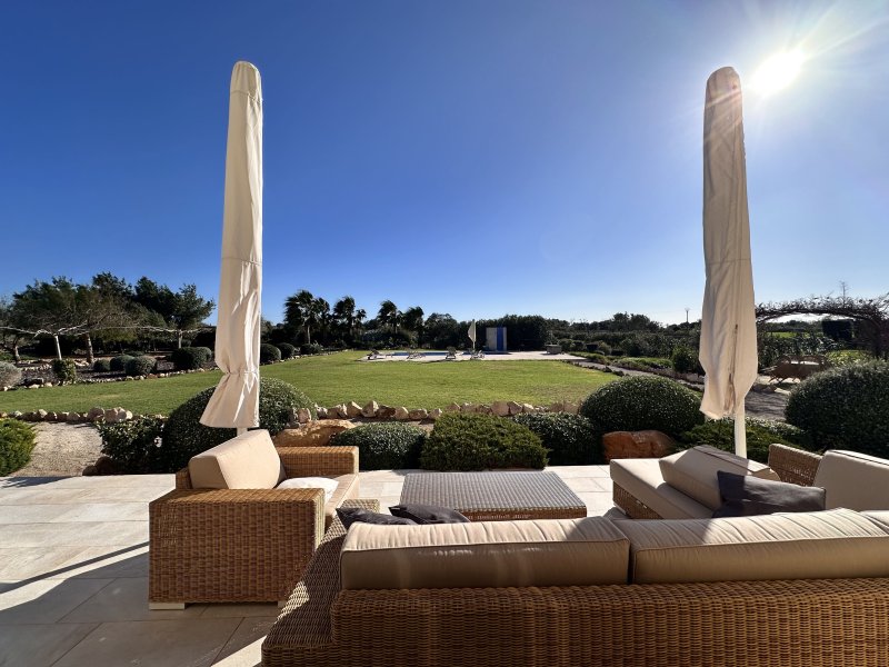 Finca in privilegierter Lage von Ses Salines  Meerblick, Ruhe und mediterrane Lebensqualität