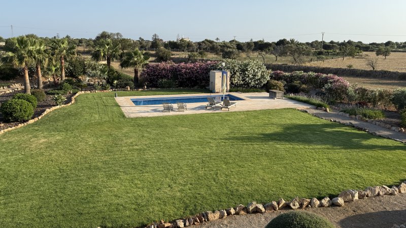 Finca in privilegierter Lage von Ses Salines  Meerblick, Ruhe und mediterrane Lebensqualität