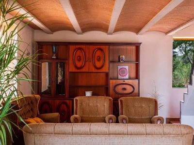 Finca with large plot and expansion potential near Campos