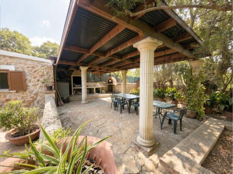 Finca mit renoviertem Steinhaus nahe INCA zu verkaufen