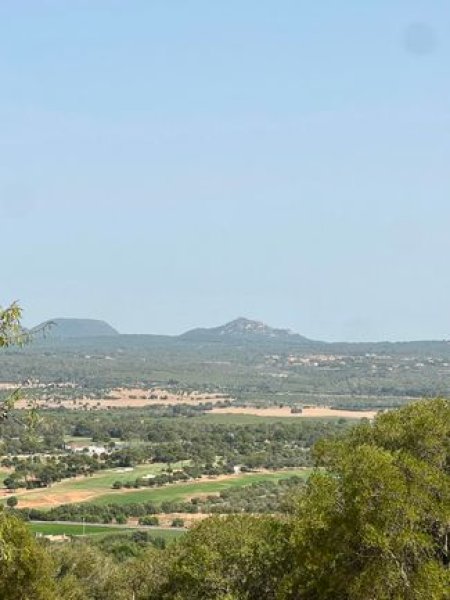 Finca mit viel Grund - nähe Palma !