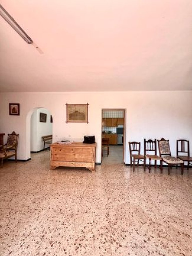 Finca mit viel Grund - nähe Palma !