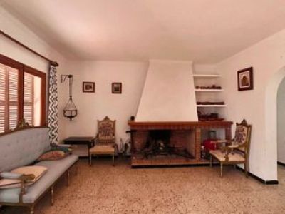 Finca mit viel Grund - nähe Palma !