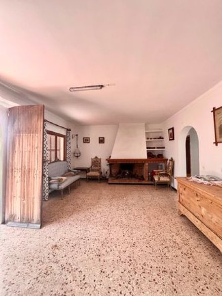Finca mit viel Grund - nähe Palma !
