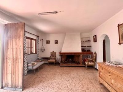 Finca mit viel Grund - nähe Palma !