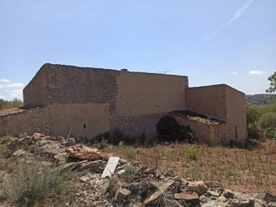 Finca Top Ubicación para Renovación en Venta en Son Macia