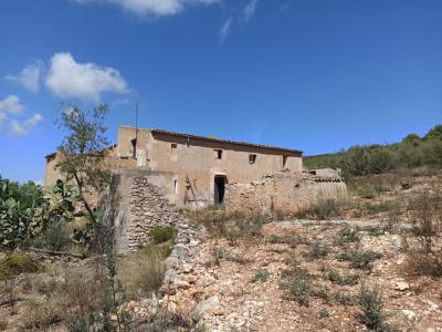 Finca Top Ubicación para Renovación en Venta en Son Macia