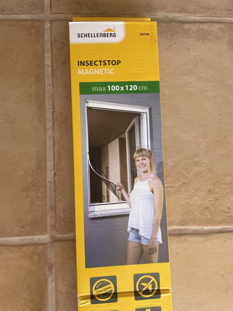 Mosquitera para ventanas con marco magnético - nueva