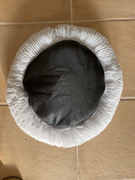 Fluffy Bett Kissen
