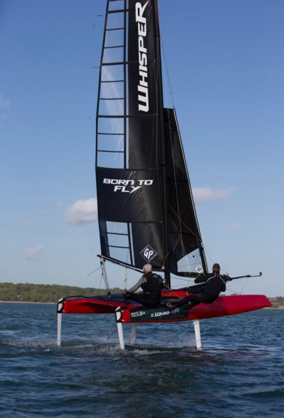 Foiling Katamaran wie Ifly15 Formula Whisper