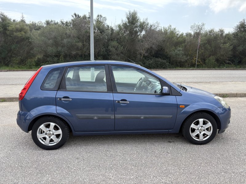 Ford-Fiesta 5 türig Bauj. 08/2006 Original 93000 km Spanische Zulassung