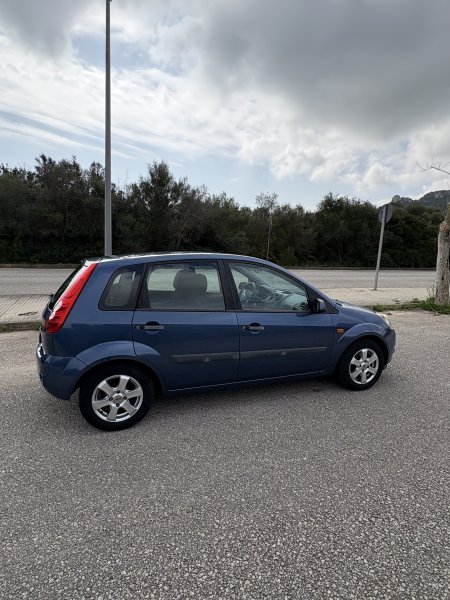 Ford-Fiesta 5 türig Bauj. 08/2006 Original 93000 km Spanische Zulassung