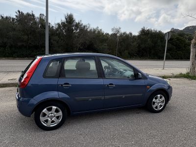 Ford-Fiesta 5 türig Bauj. 08/2006 Original 93000 km Spanische Zulassung