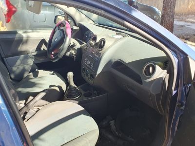 Ford Fiesta Turismo 1.4 TDI, ITV bis 10/26, momentan nicht fahrbereit (neuer Zahnriemen nötig)