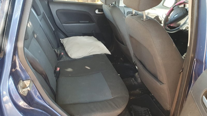Ford Fiesta Turismo 1.4 TDI, ITV bis 10/26, momentan nicht fahrbereit (neuer Zahnriemen nötig)