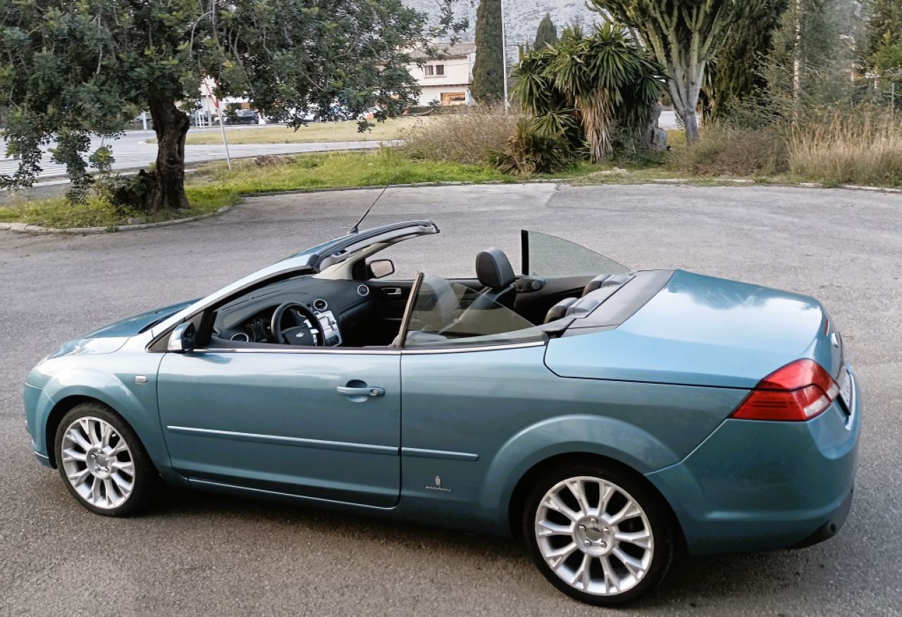 Ford Focus Cabrio 2,0 CC spanische Kennzeichen ITV Neu