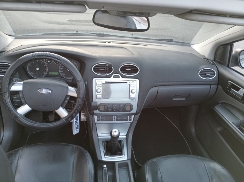 Ford Focus Cabrio 2,0 CC spanische Kennzeichen ITV Neu