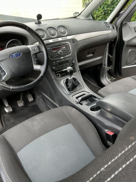 Ford Galaxy 2.0 TDCI mit 140 PS