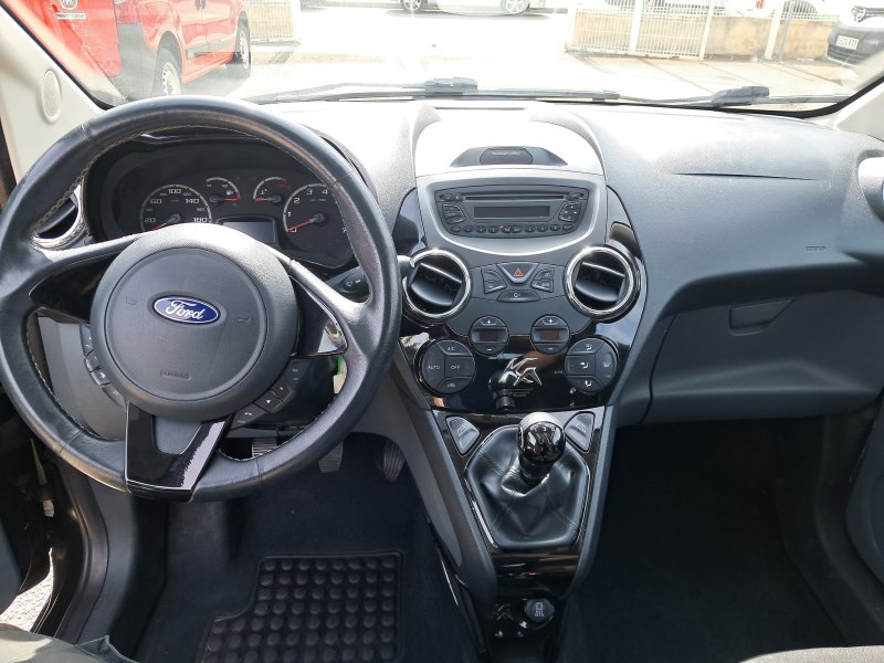 Ford Ka 1.25 69Cv Titanium 3P