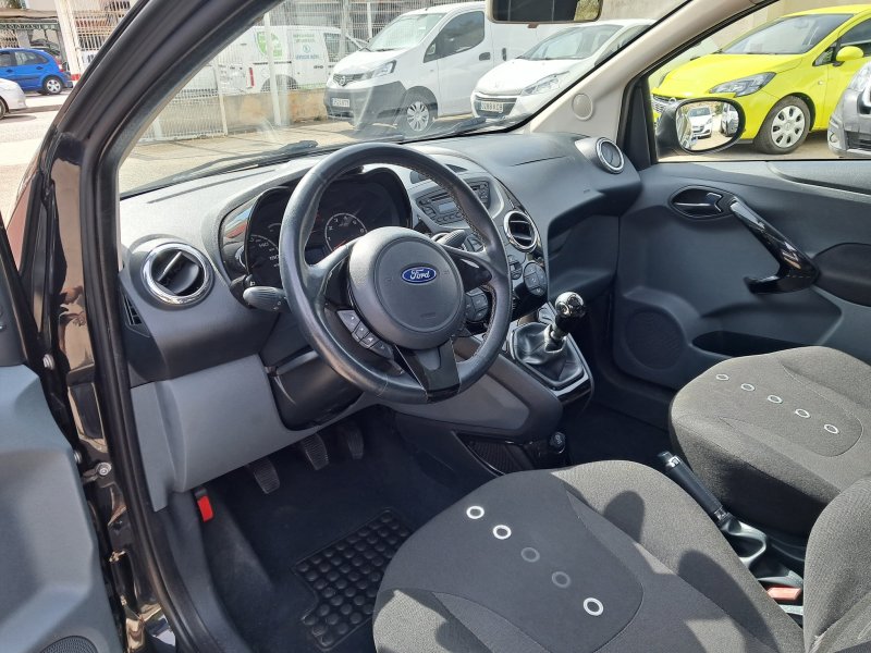 Ford Ka 1.25 69Cv Titanium 3P
