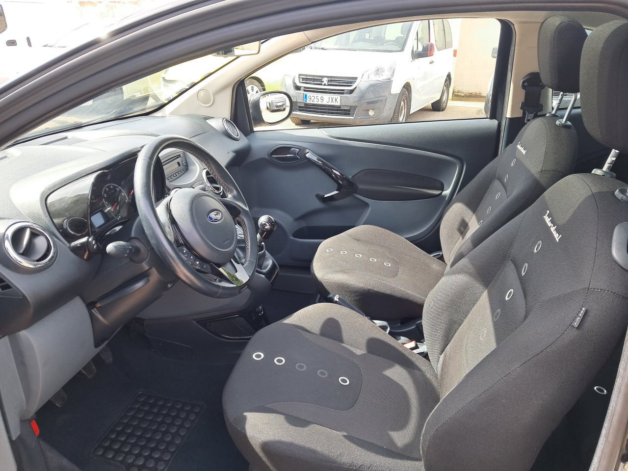 Ford Ka 1.25 69Cv Titanium 3P