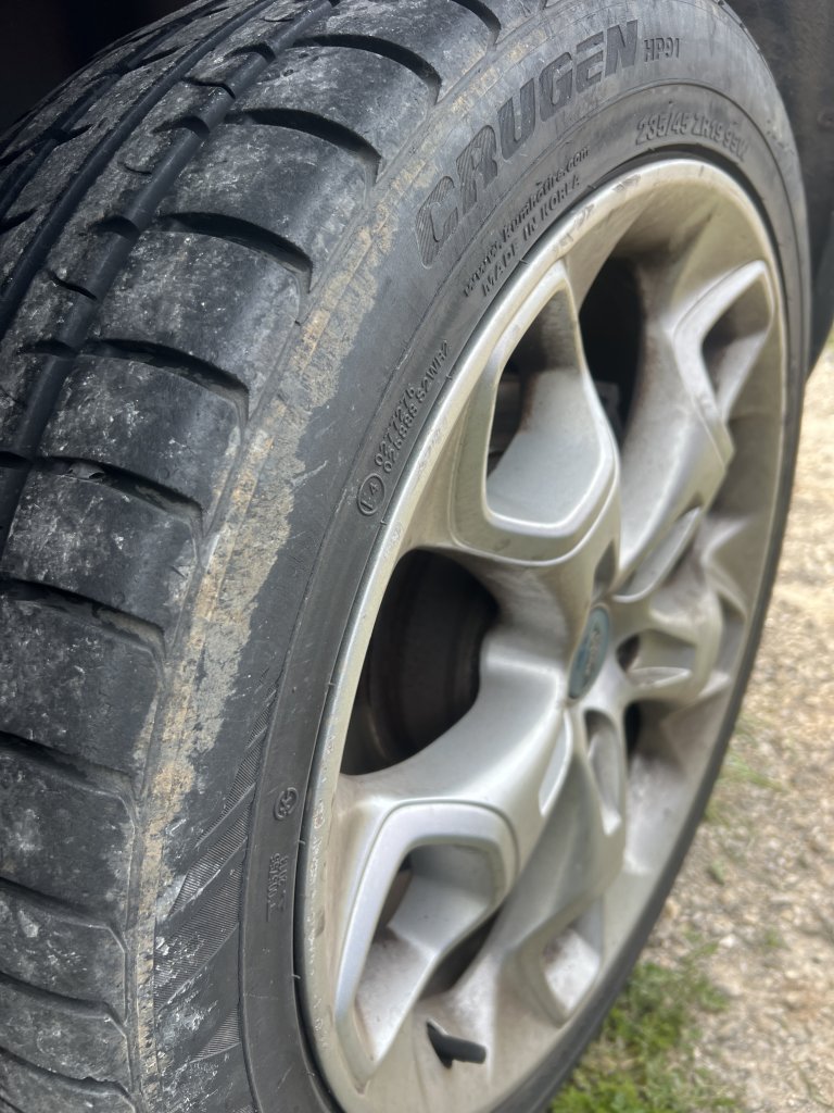 Ford Kuga 2.0 TDCi 4x4 Automatik/ Bj 2011