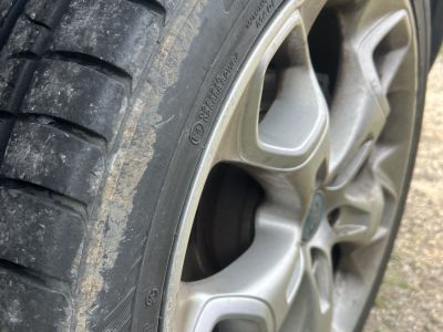 Ford Kuga 2.0 TDCi 4x4 Automatik/ Bj 2011