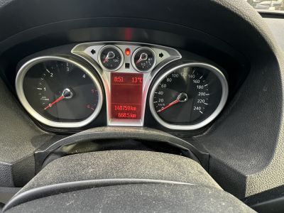 Ford Kuga 2.0 TDCi 4x4 Automatik/ Bj 2011