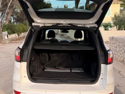 Ford Kuga Diesel (2017) Weiß  ITV 11/2027  Zahnriemen & Injektoren NEU  AHK in CR für VHB 10.900 €