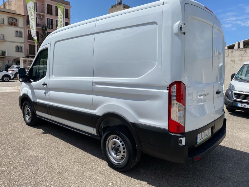 Ford Transit 350 Ambiente L2H2 2.0 TDCI 130Cv 4P