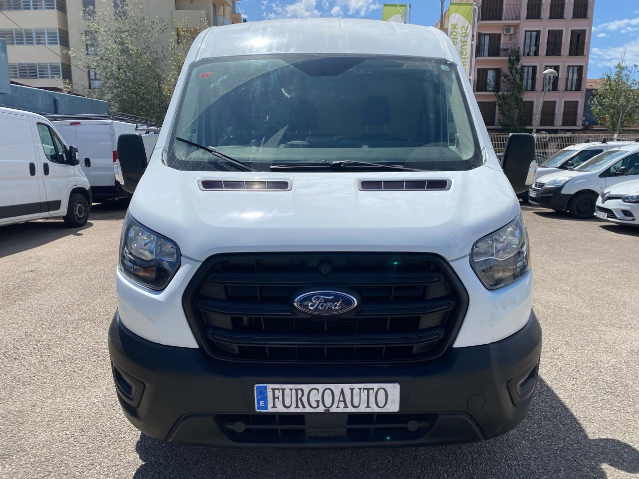 Ford Transit 350 Ambiente L2H2 2.0 TDCI 130Cv 4P