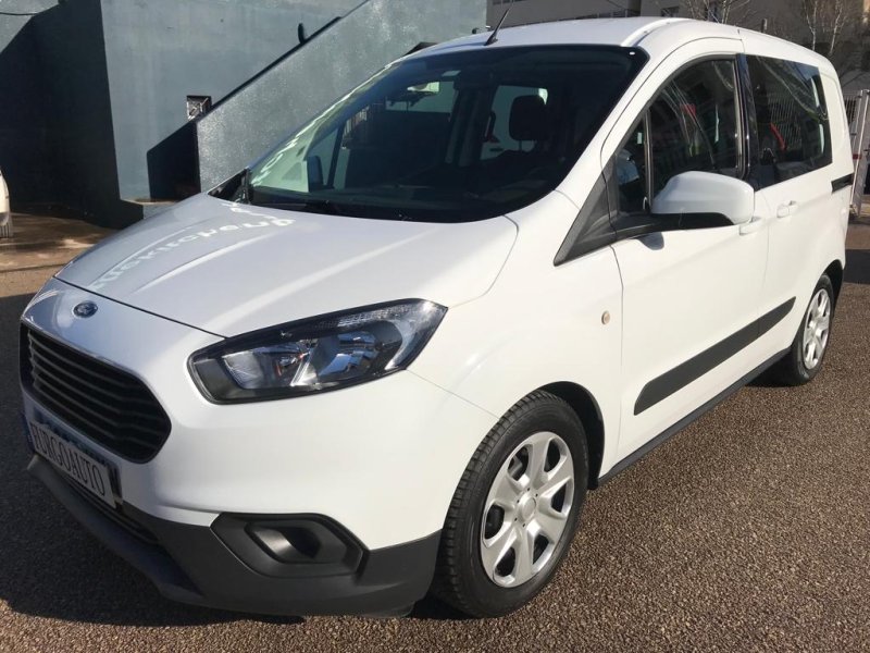 Ford Transit Courier Kombi 1.0 Ecoboost 5P