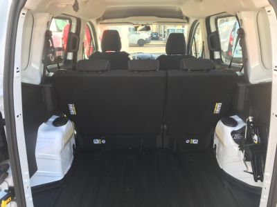 Ford Transit Courier Kombi 1.0 Ecoboost 5P