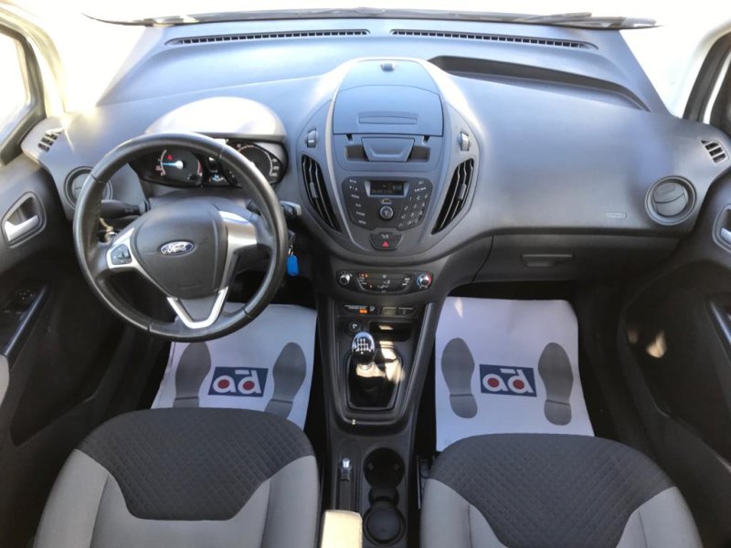 Ford Transit Courier Kombi 1.0 Ecoboost 5P