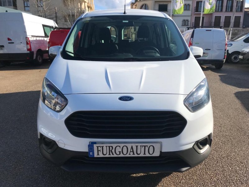 Ford Transit Courier Kombi 1.0 Ecoboost 5P