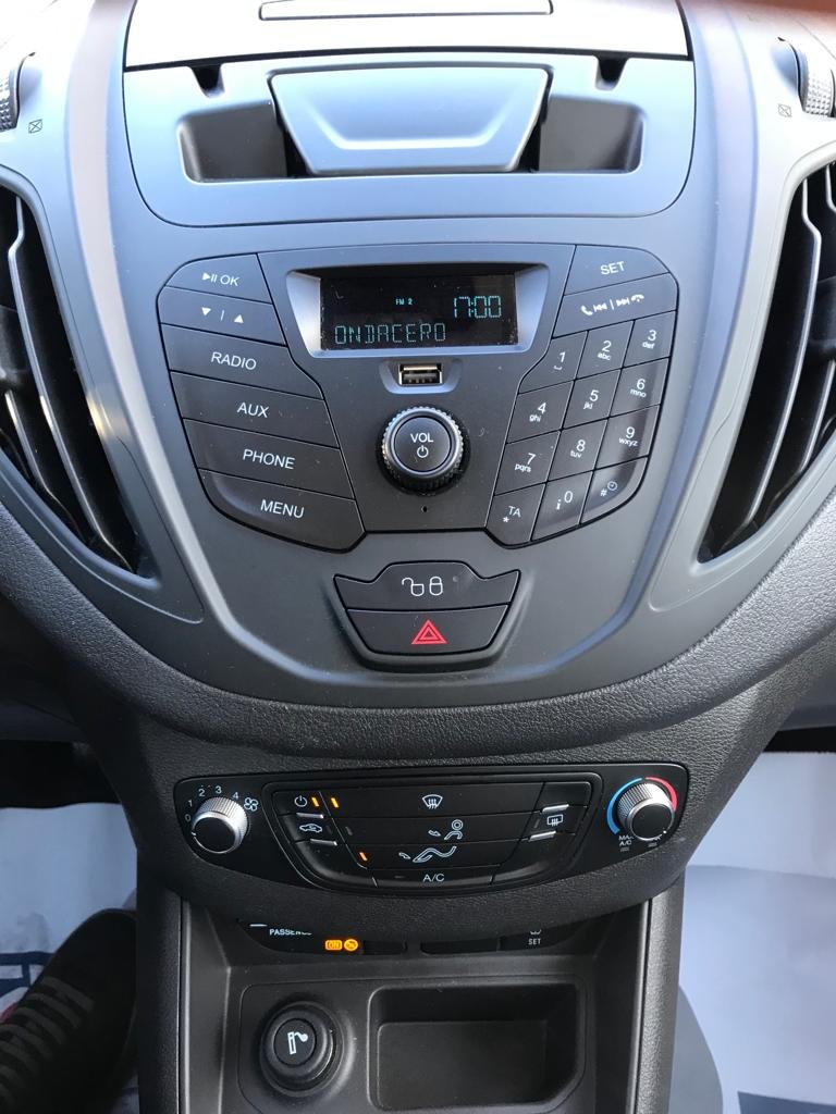 Ford Transit Courier Kombi 1.0 Ecoboost 5P