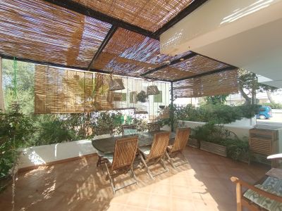 Available from Sept 27 / Season: Ground-floor apartment with terraces near the coast of Colonia St Jordi --AP 07 T