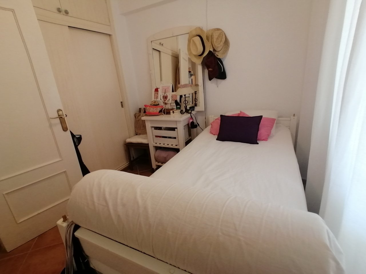 Available from Sept 27 / Season: Ground-floor apartment with terraces near the coast of Colonia St Jordi --AP 07 T