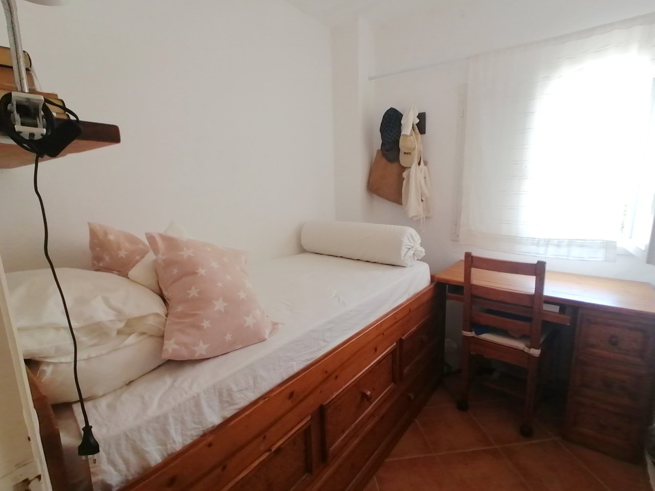 Available from Sept 27 / Season: Ground-floor apartment with terraces near the coast of Colonia St Jordi --AP 07 T