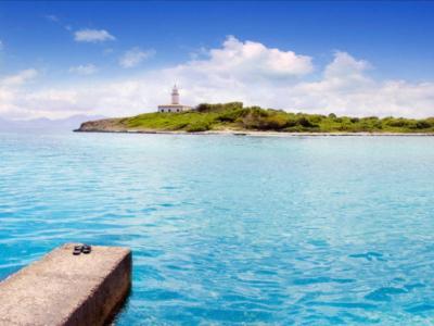 Freistehendes Haus in zweiter Linie in Alcanada mit Pool und Blick auf das Meer/Bucht nach Südosten