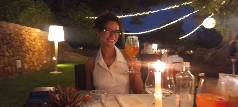 Freundlicher gesellschaftlicher Begleiter auf Mallorca | Nicht-sexuell