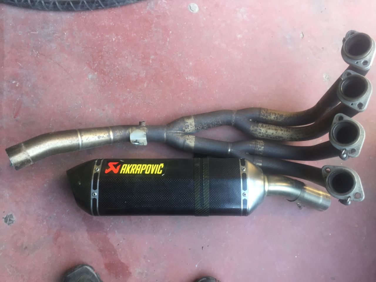 Für Yamaha FZ8 Akrapovic Full Escape mit Sammlern und Frynojet Power Cetralite