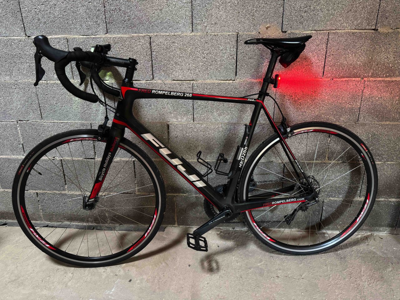 FUJI SL Carbon Road Bike Shimano Ultegra 61 cm