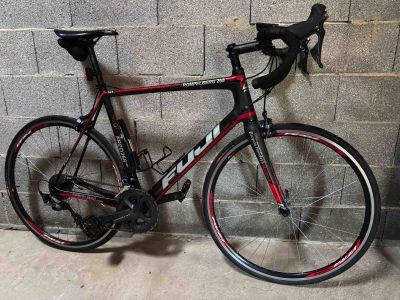 Bicicleta de carretera de carbono FUJI SL Shimano Ultegra 61 cm