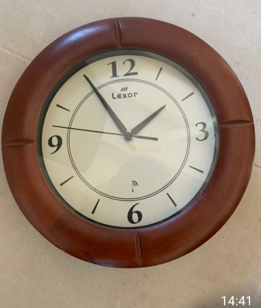 Reloj controlado por radio aprox. Ø 27 cm