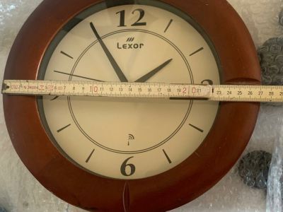 Reloj controlado por radio aprox. Ø 27 cm