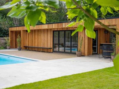 Gardener Poolman looking for work