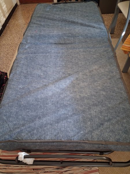 Gästebett